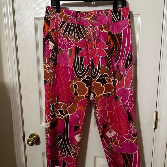 Multi color capri 2 piece - Picture 6 of 7